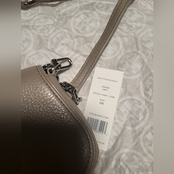 Tory Burch sling bag - Picture 4 of 11